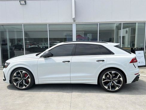 Used 2024 Audi RS Q8 AWD/4WD image 8