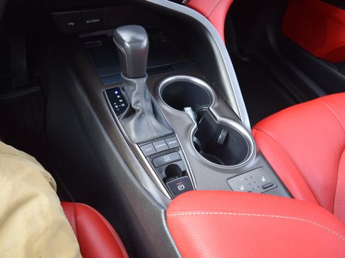Used 2024 Toyota Camry XSE w/ Cold Weather Package AWD/4WD image 17