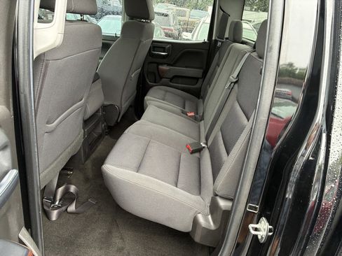 Used 2018 GMC Sierra 1500 SLE w/ SLE Value Package AWD/4WD image 17