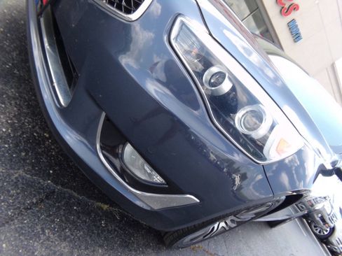 Used 2015 Kia Cadenza Premium w/ Luxury Package FWD image 36