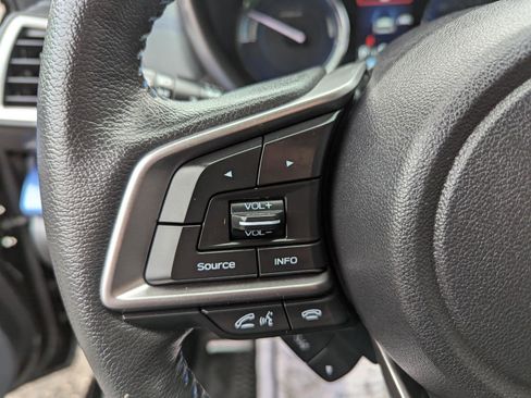 Used 2019 Subaru Crosstrek Hybrid w/ Moonroof Package w/Navigation AWD/4WD image 19