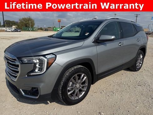 Used 2023 GMC Terrain SLT image 1