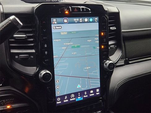 Certified 2022 RAM 2500 Limited image 30