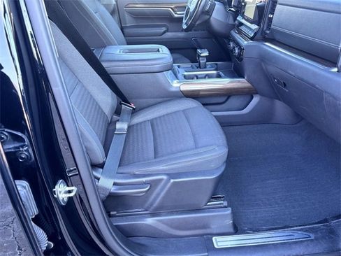 Used 2022 Chevrolet Silverado 1500 LT Trail Boss image 27