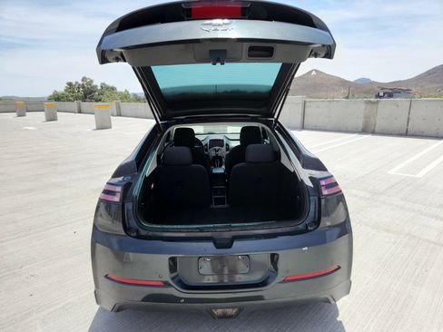 Used 2014 Chevrolet Volt w/ Enhanced Safety Package 1 FWD image 27