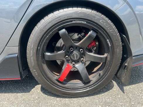 Used 2019 Honda Civic Type R image 11