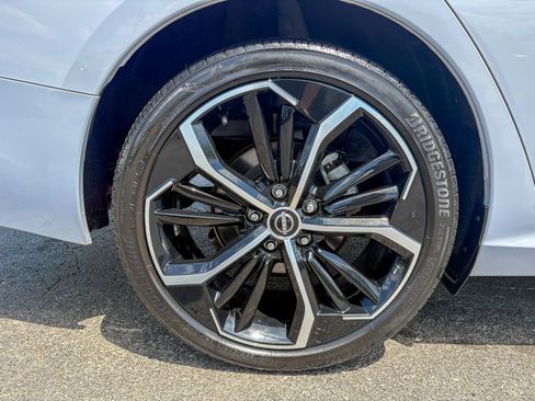 Used 2024 Nissan Altima 2.5 SR FWD image 17