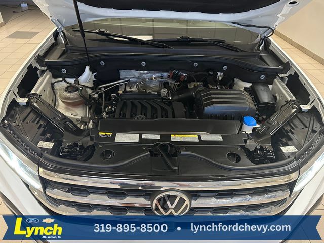 Used 2021 Volkswagen Atlas Cross Sport SEL Premium R-Line w/ Cross Sport MDO Package AWD/4WD image 32