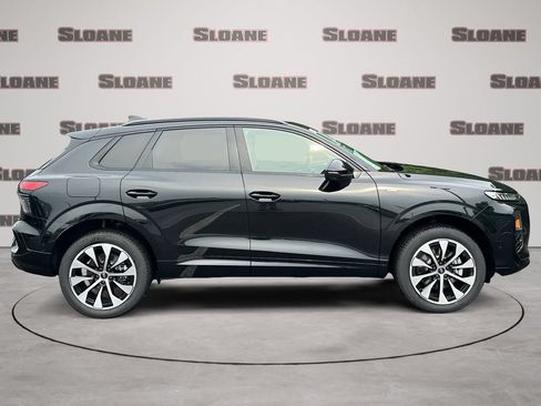 New 2026 Audi Q3 quattro 2.0T AWD/4WD image 6