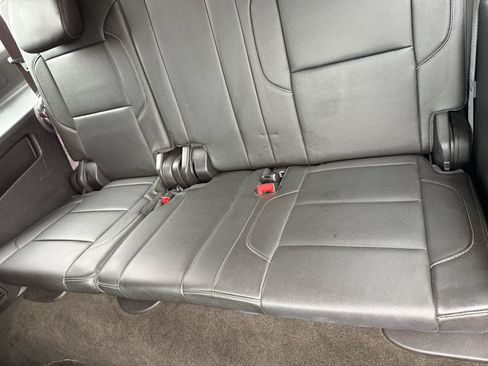 Used 2016 GMC Yukon XL SLT w/ HD Trailering Package AWD/4WD image 19