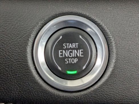 Used 2022 Cadillac Escalade ESV Premium Luxury AWD/4WD image 42