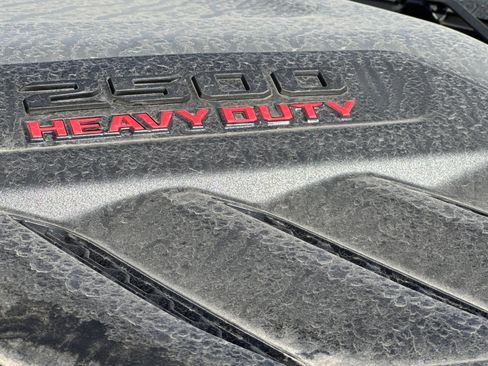 New 2026 RAM 2500 Laramie AWD/4WD image 25