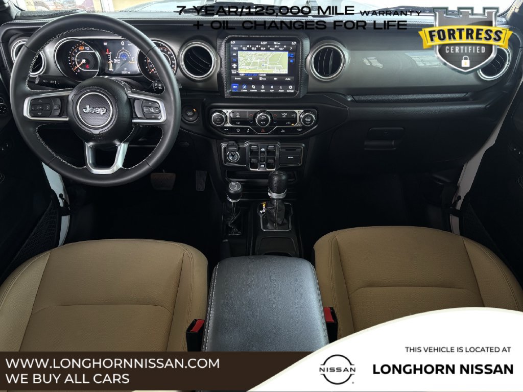 Used 2023 Jeep Wrangler Unlimited Sahara AWD/4WD image 10