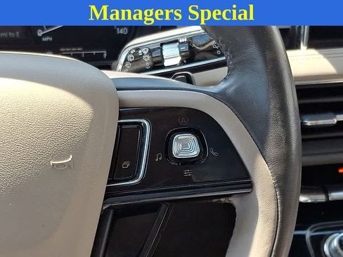 Used 2021 Lincoln Corsair FWD w/ Premium Package image 22