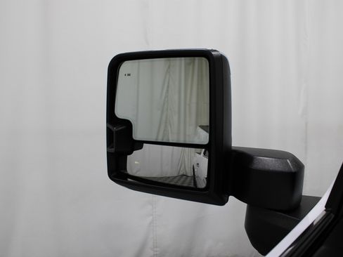 Used 2022 Chevrolet Silverado 2500 LTZ w/ LTZ Plus Package image 13