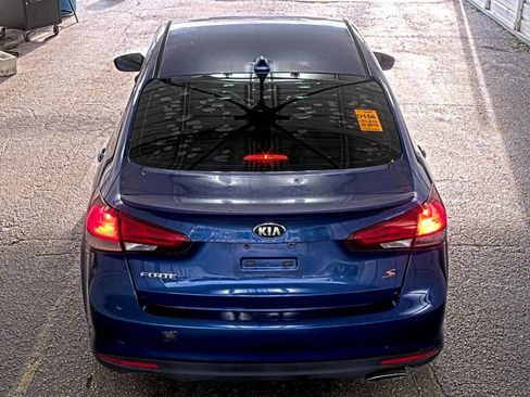 Used 2018 Kia Forte S FWD image 4