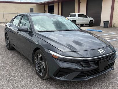 Used 2024 Hyundai Elantra Limited