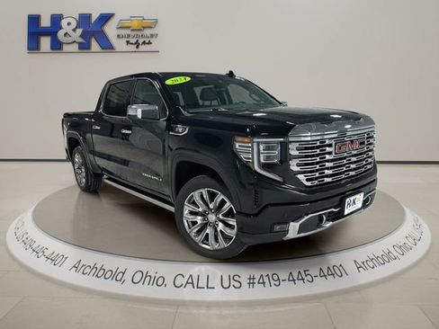 Used 2024 GMC Sierra 1500 Denali AWD/4WD image 1