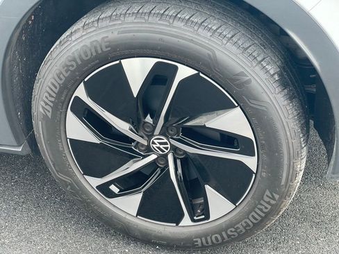 Certified 2022 Volkswagen ID.4 Pro image 26