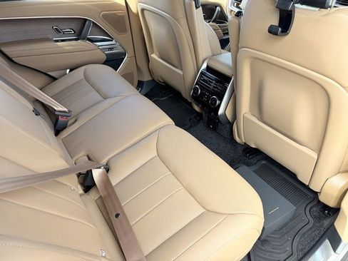 New 2026 Land Rover Range Rover SE image 13