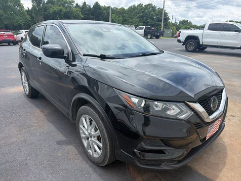 Used 2021 Nissan Rogue Sport S FWD image 1