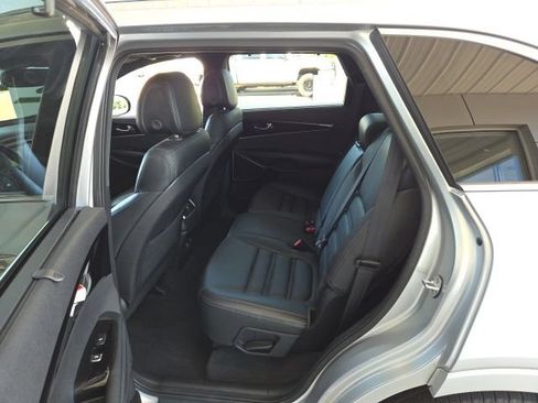 Used 2016 Kia Sorento SX AWD/4WD image 22