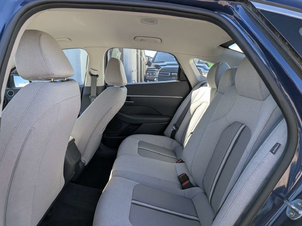 Used 2021 Hyundai Sonata SE FWD image 13