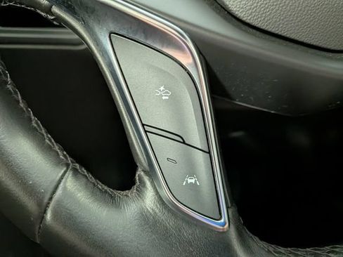 Used 2020 Cadillac XT5 Luxury w/ LPO, Floor Liner Package FWD image 23