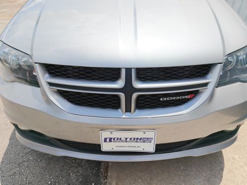 Used 2019 Dodge Grand Caravan GT FWD image 5