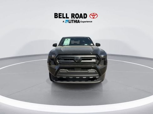 Used 2025 Toyota Tacoma SR image 4