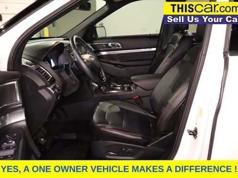 Used 2018 Ford Explorer Sport w/ Equipment Group 401A image 10