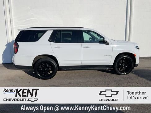 Used 2022 Chevrolet Tahoe RST w/ Luxury Package image 3