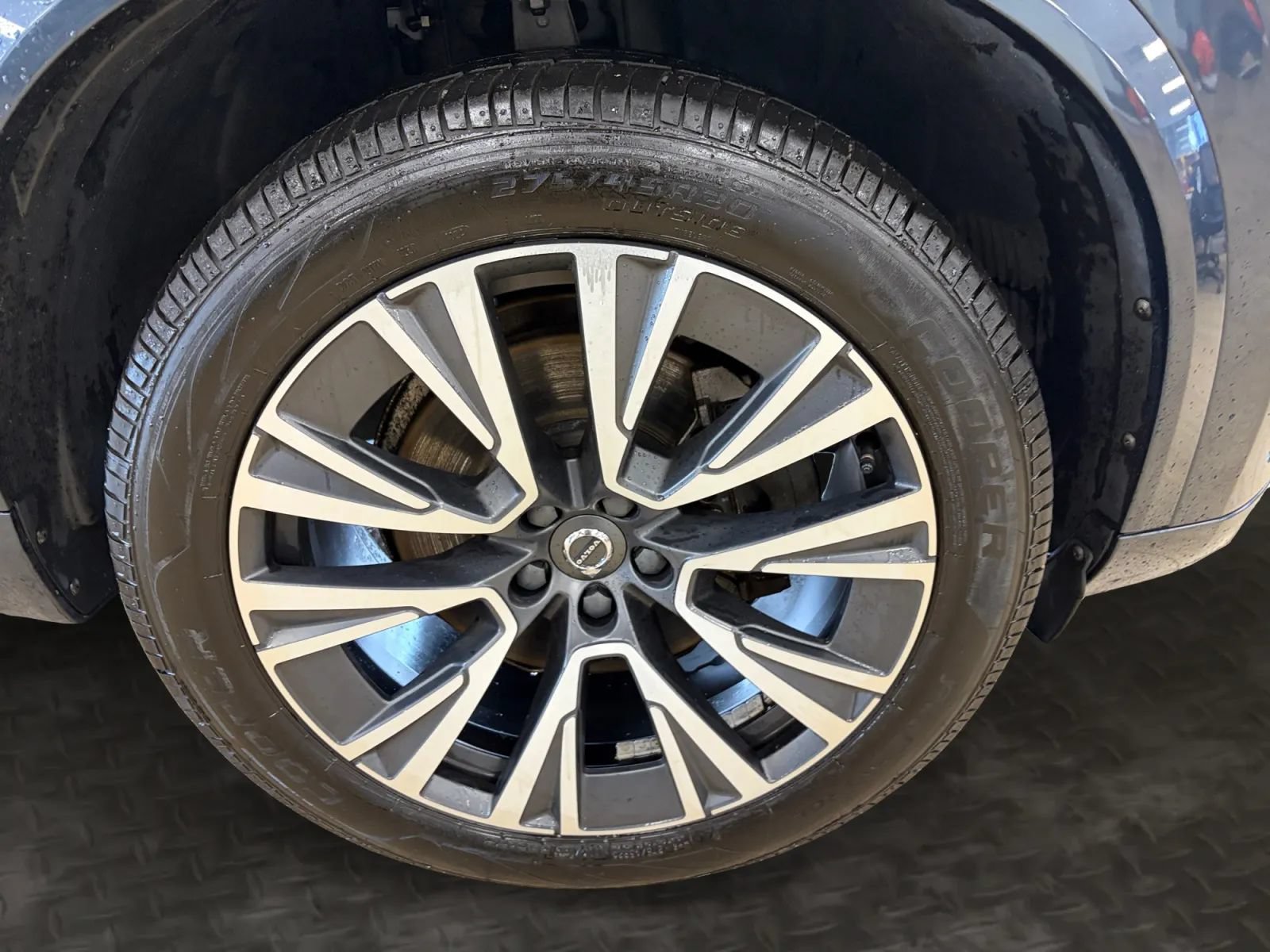 Used 2022 Volvo XC90 T5 Momentum w/ Climate Package AWD/4WD image 39