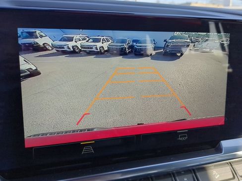 Used 2025 Chevrolet Silverado 1500 RST w/ Z71 Off-Road Package image 15