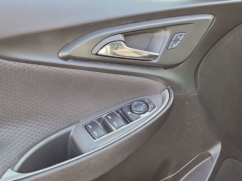 Used 2025 Chevrolet Malibu LT image 19