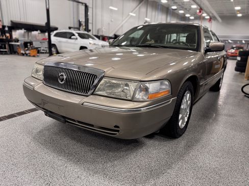 Used 2003 Mercury Grand Marquis LS image 25