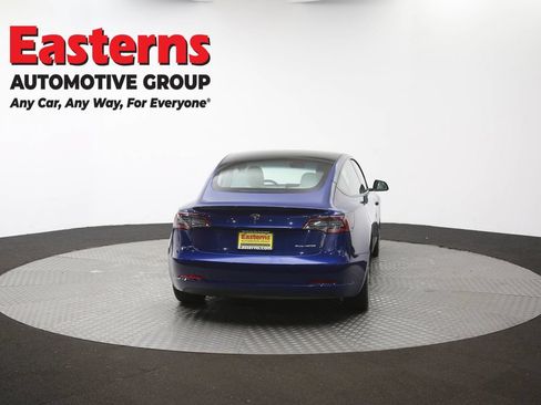 Used 2022 Tesla Model 3 Long Range AWD/4WD image 32
