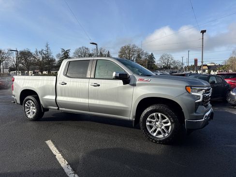 Used 2025 Chevrolet Silverado 1500 LT w/ Z71 Off-Road Package image 9