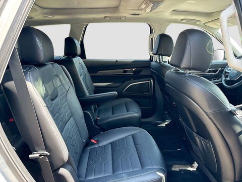 Used 2022 Kia Telluride SX w/ SX Prestige Package AWD/4WD image 30