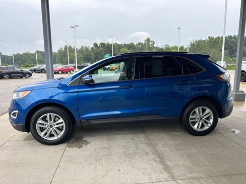Used 2018 Ford Edge SEL w/ Equipment Group 201A AWD/4WD image 3