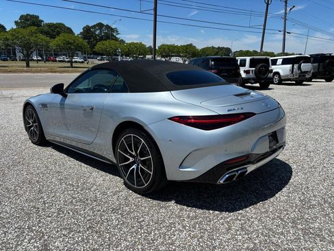 Used 2022 Mercedes-Benz SL 55 AMG 4MATIC image 12