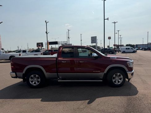 Used 2019 RAM 1500 Laramie AWD/4WD image 7