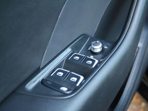 Used 2016 Audi A3 1.8T Premium image 16