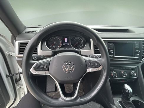 Used 2020 Volkswagen Atlas Cross Sport S image 14