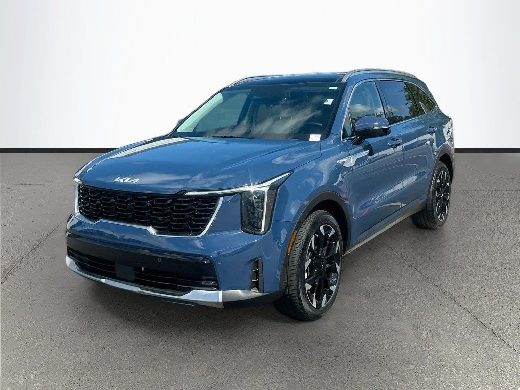 Certified 2025 Kia Sorento EX w/ Panoramic Sunroof Package FWD image 3