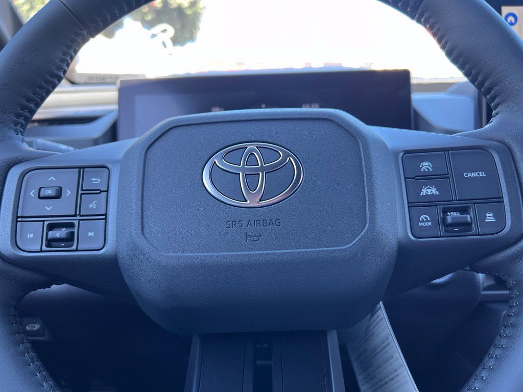 New 2026 Toyota RAV4 XSE w/ Panoramic Sun Roof Package AWD/4WD image 32