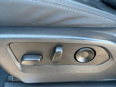 Used 2024 Chevrolet Silverado 3500 LT w/ Convenience Package image 13