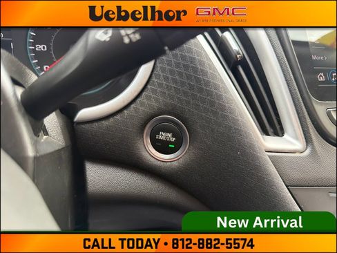 Used 2023 Chevrolet Malibu LT FWD image 22