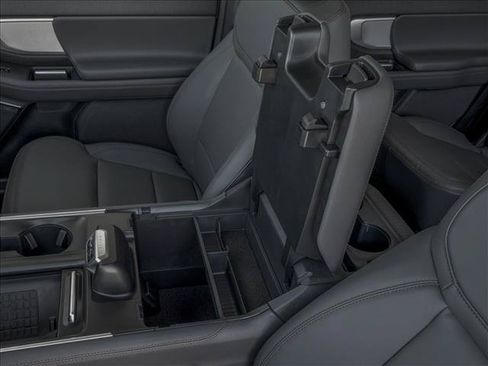 New 2026 Ford Expedition Active AWD/4WD image 10