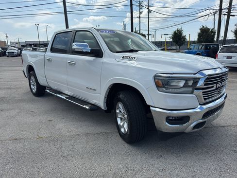 Used 2021 RAM 1500 Laramie AWD/4WD image 2